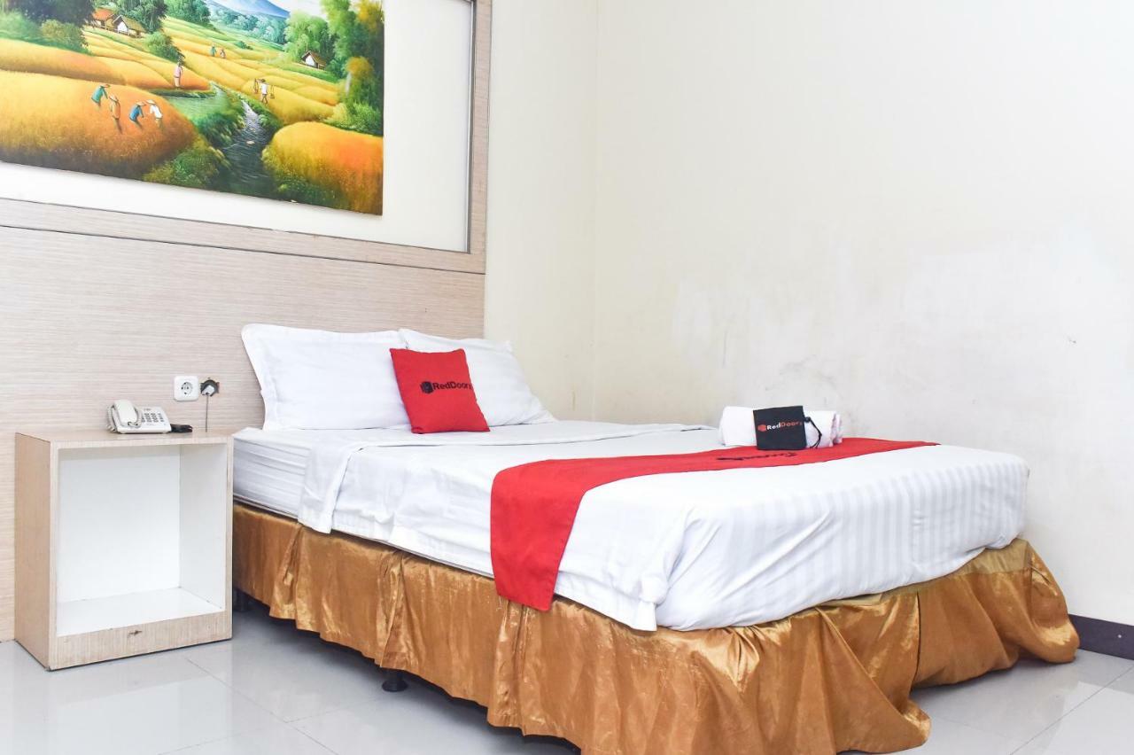Reddoorz Plus Near Sultan Hasanuddin Airport Makassar Luaran gambar