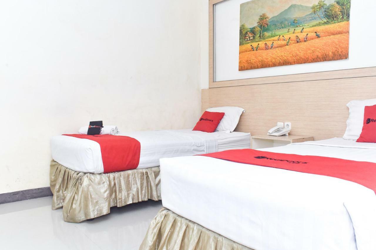 Reddoorz Plus Near Sultan Hasanuddin Airport Makassar Luaran gambar