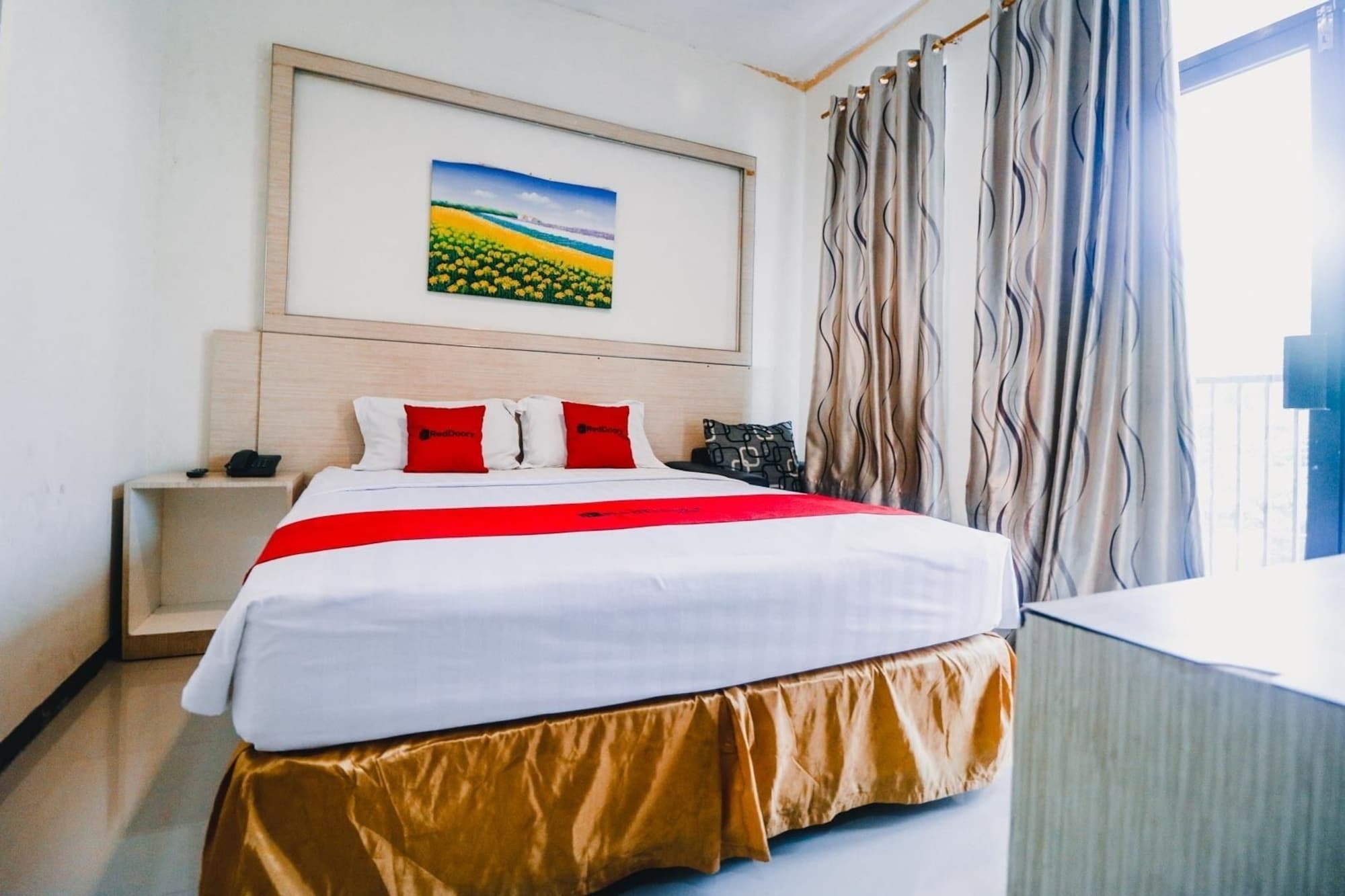 Reddoorz Plus Near Sultan Hasanuddin Airport Makassar Luaran gambar